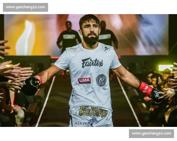 马拉特与哈亚激烈对决 硝烟四起的巅峰对抗挑战谁主沉浮